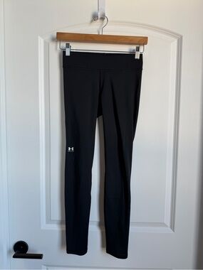 Under Armour Women’s Black Cold Gear Compression Leggings